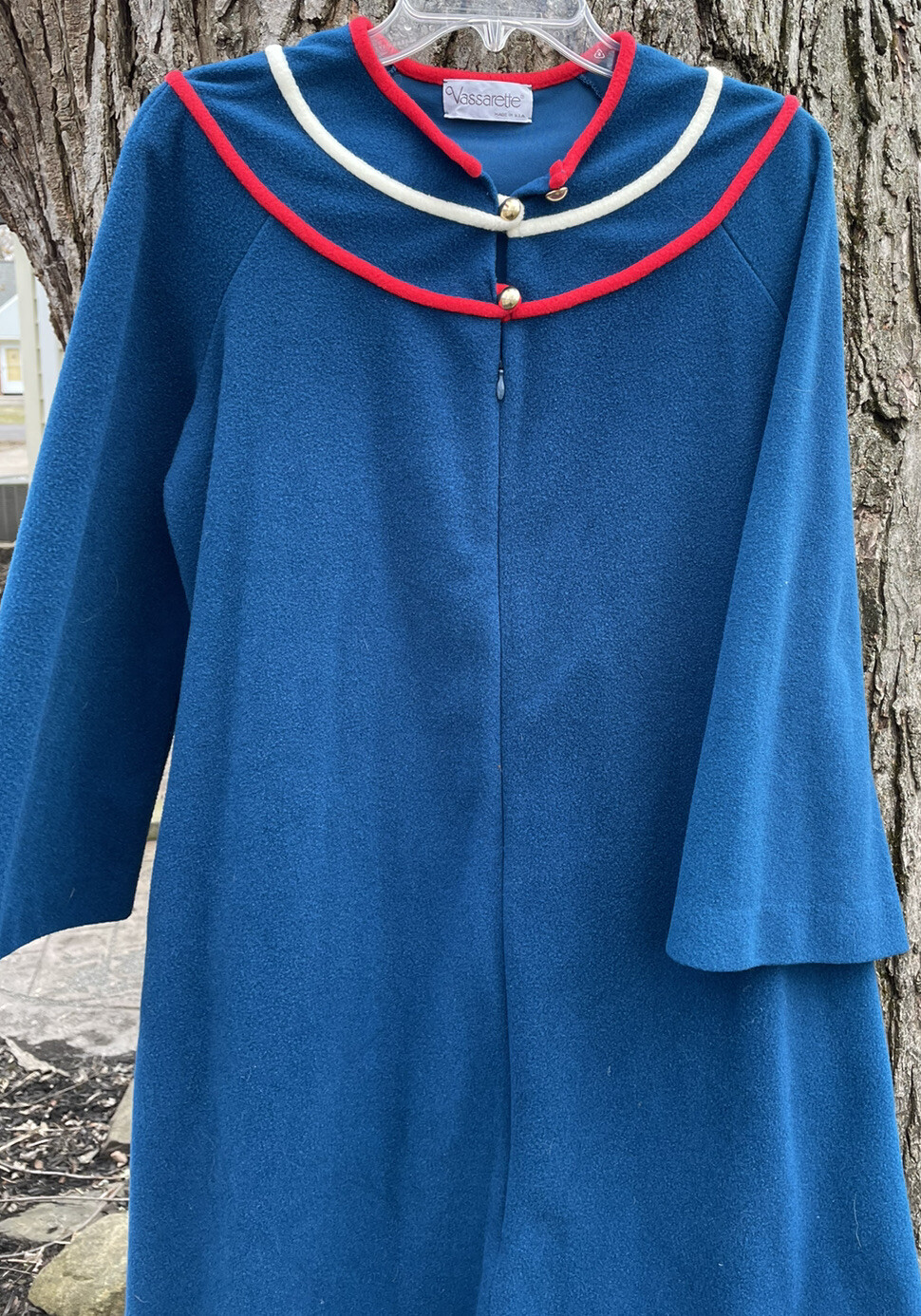 VASSARETTE Velour Plush Robe Size M Red White & Blue Zip Front Vintage Excellent