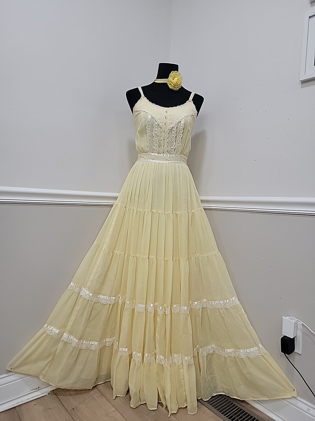VTG 70s Gunne Sax Yellow Prairie Sundress Cottage Country Maxi
