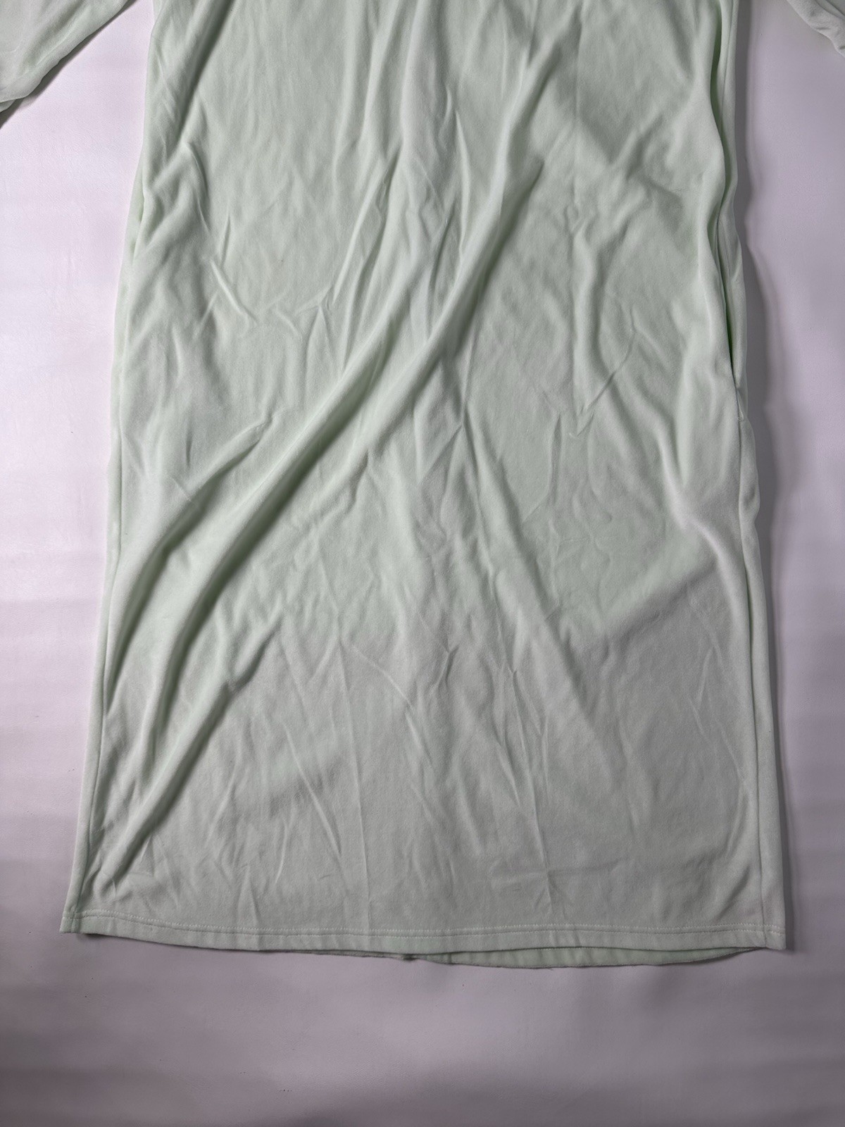 Vintage Shadowline Robe Velour Roses Mint Green Size M Zip-Up Housecoat