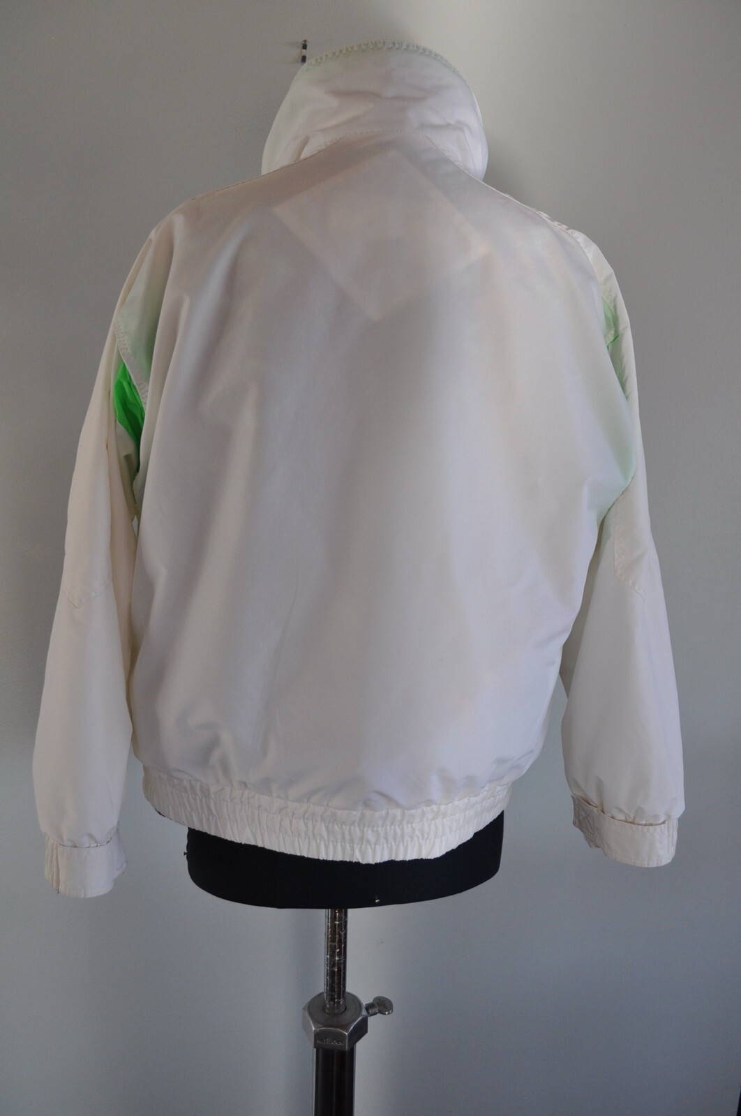 Vintage Izzi Sport Team 1980’s Ski Jacket with Fleece Size Small Retro
