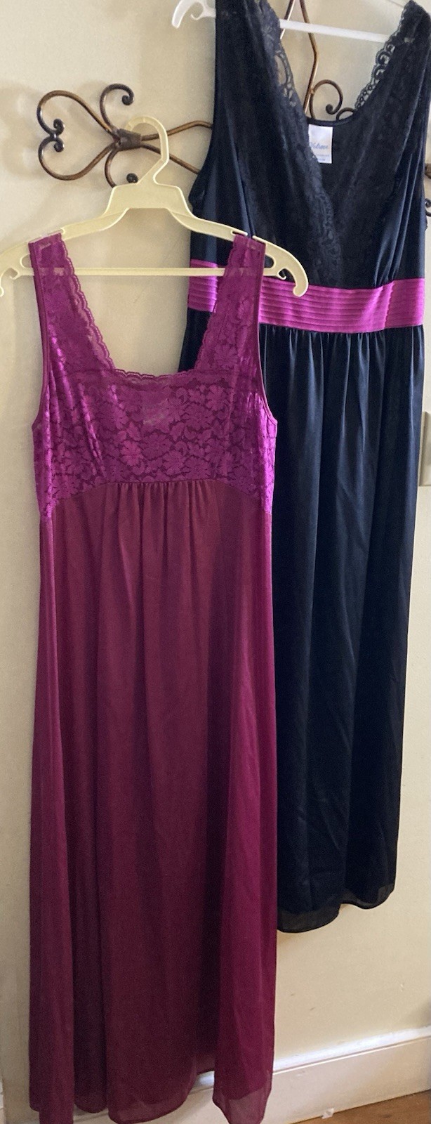 2 Sleeveless NightgownVintage VELROSE Sexy Nylon Lace Hot Pink Black Long Sz L