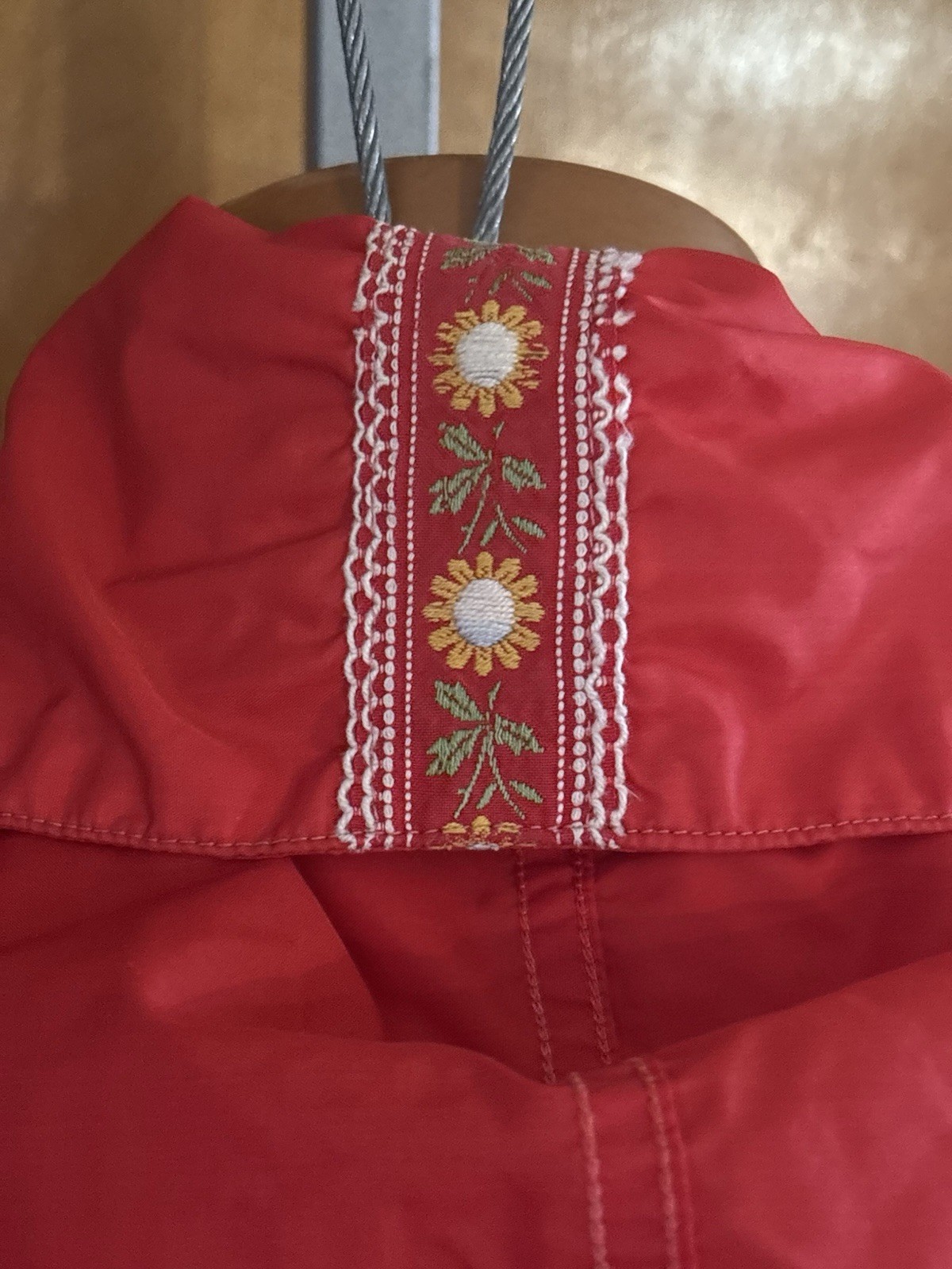 WHITE STAG USA: REWORKED VINTAGE “Snow White Dwarves” Nylon Jacket SZ.S (RED)