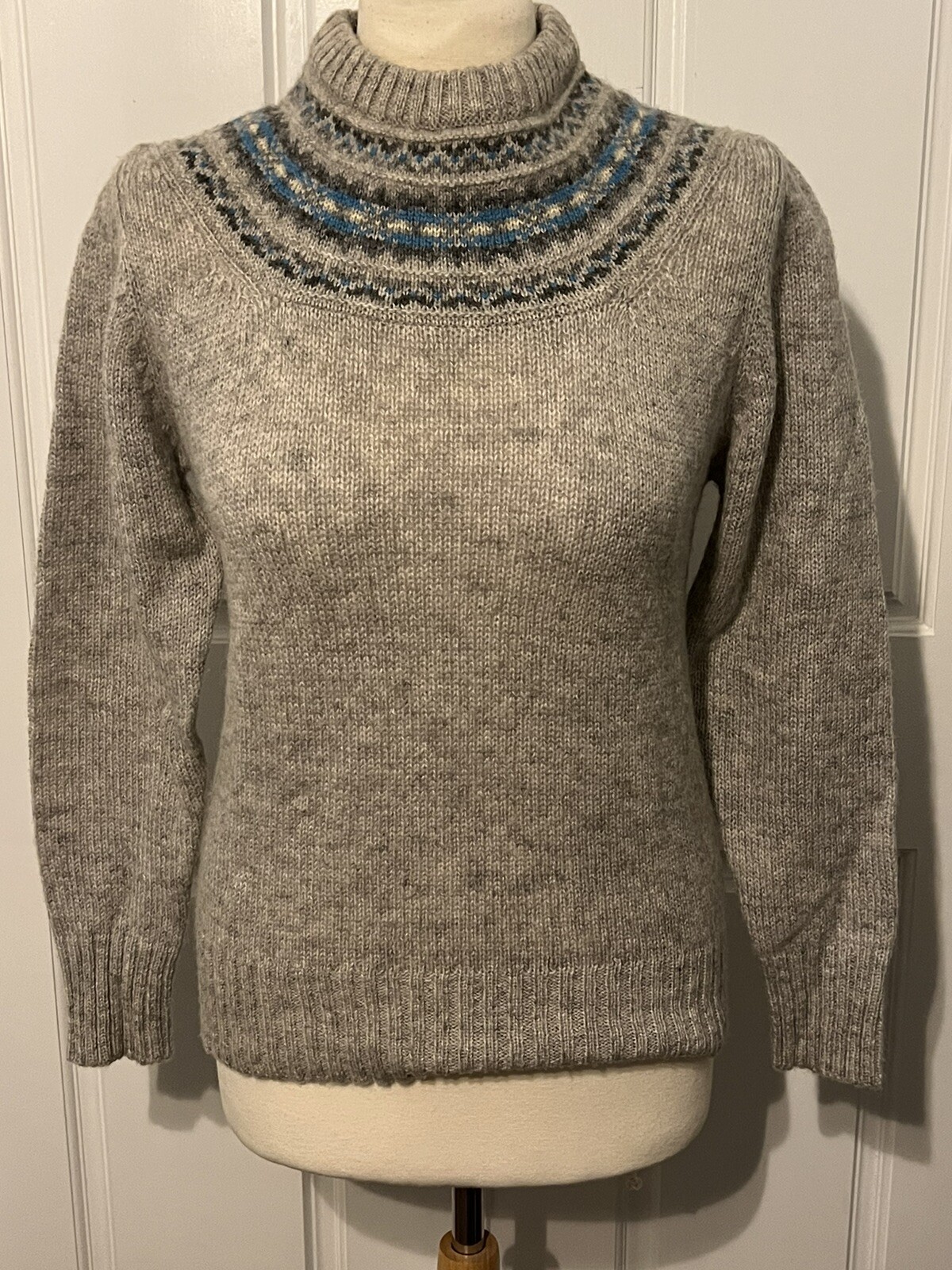 Vtg Northern Isles Fair Isle Crew Neck Sweater Gray Blue New Zealand Wool 36 M