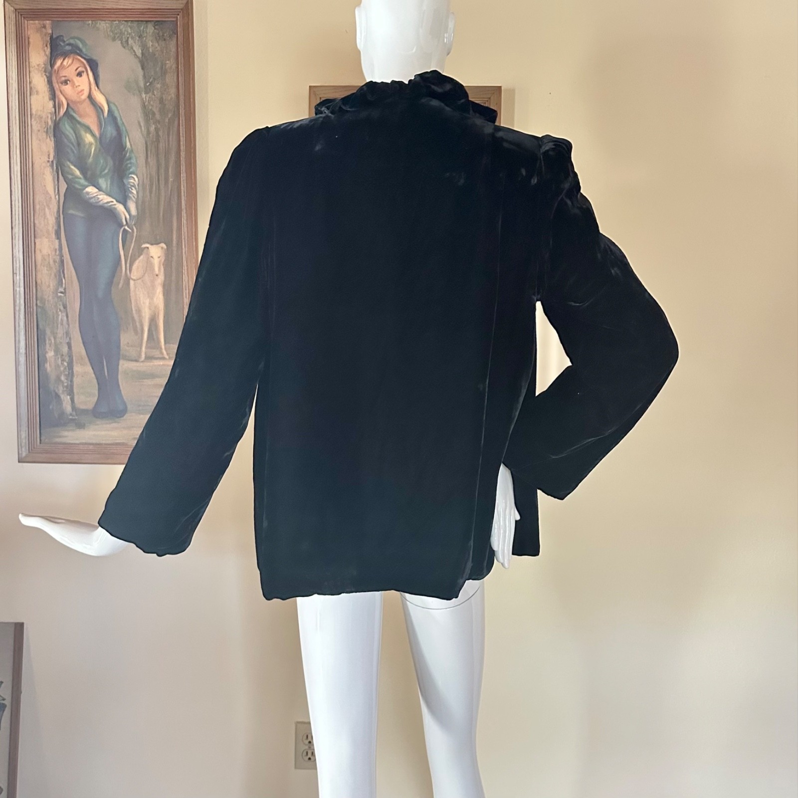 Vintage 30s 40s Victorian Velvet Opera Cape Shorty Coat Art Deco Goth Vampire M
