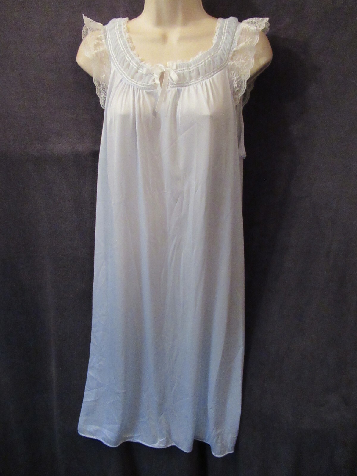 Vintage Spotlight Light Blue Nylon Shimmer Ruched Lace Trim Sleeveless Nighty L
