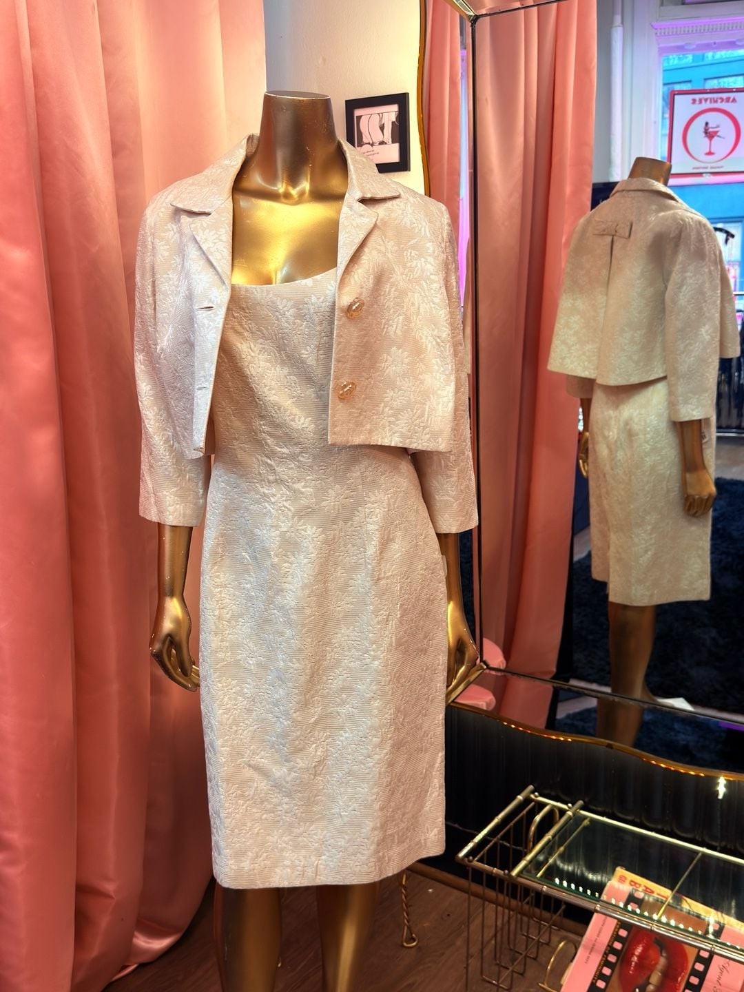 Maggie London Two Piece 1950s/60s Style Wiggle Dress With Matching Cropped Jacke