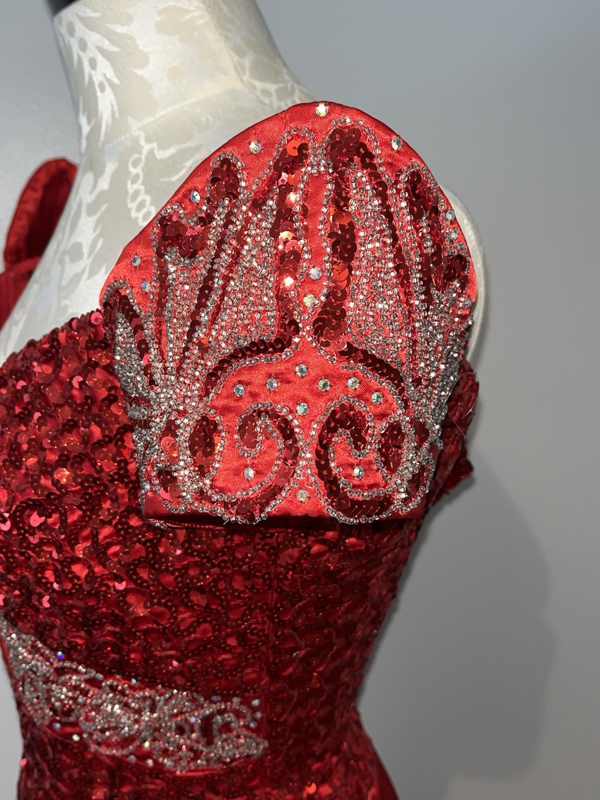 Vintage 80s Mike Benet Red Beaded Sequined Satin Formal Holiday Party Dress Sz 8