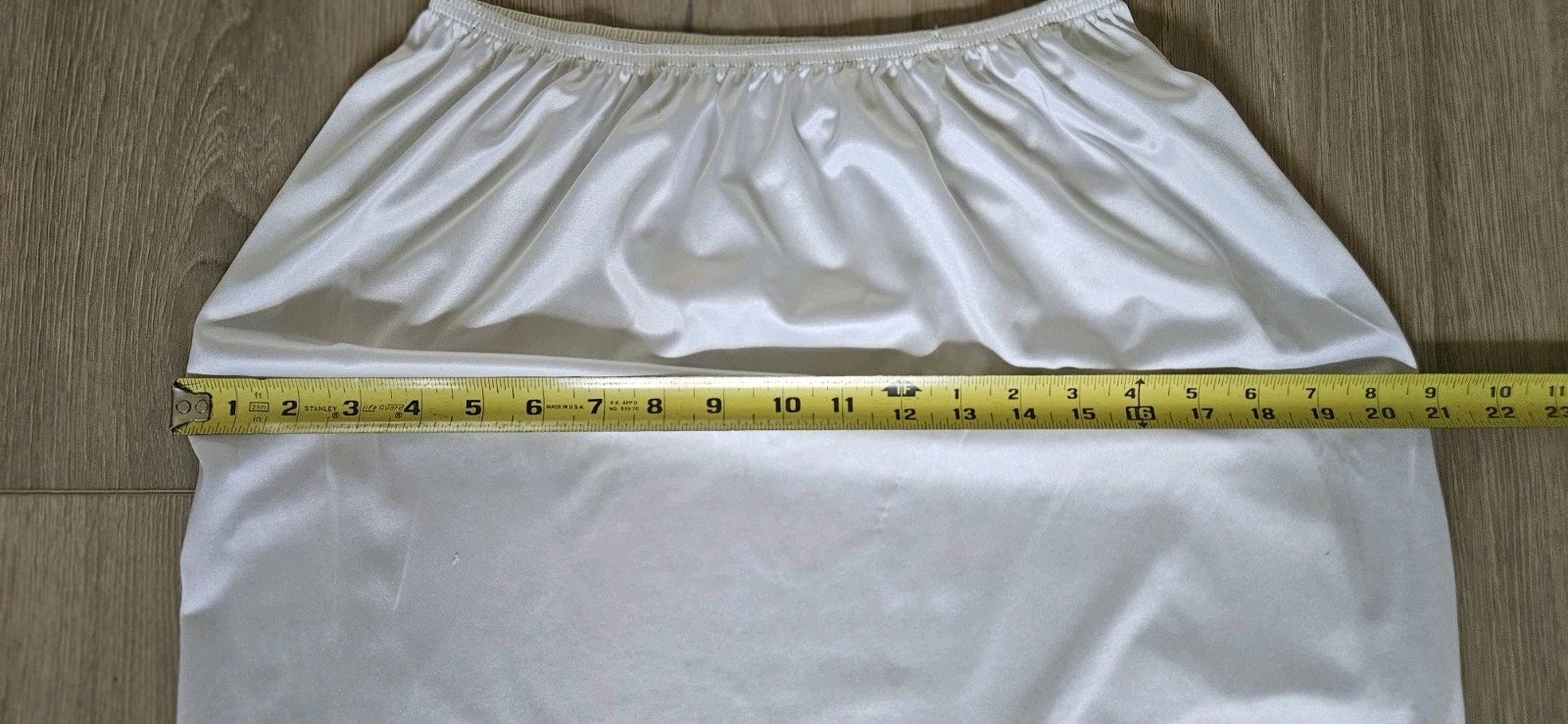 Vtg Vanity Fair Nylon White 38/44″ Camisole And Medium 30″ Half Slip, Excellent