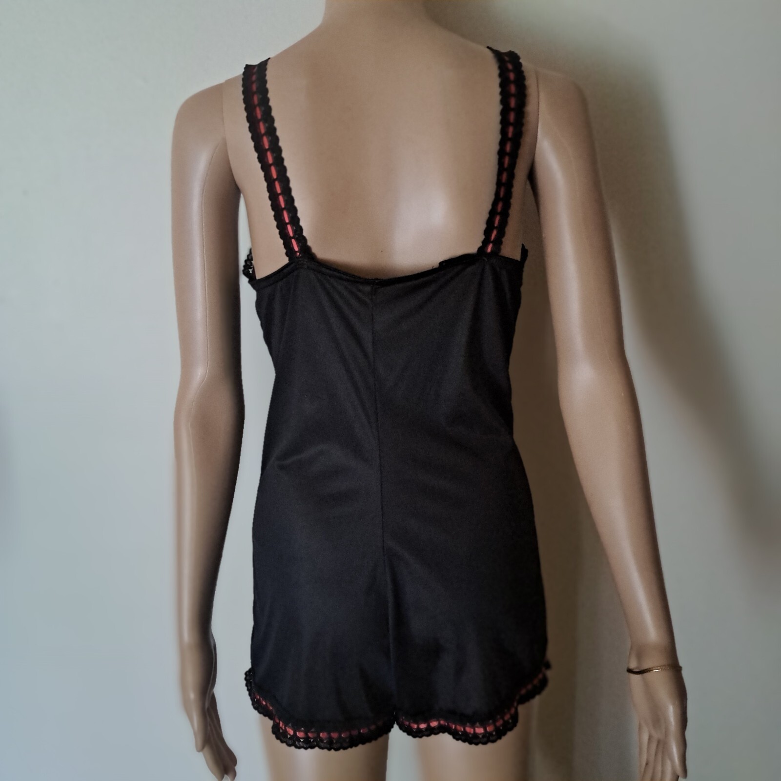 Vtg. 1960’s Dupont Nylon Black /Lace Red Rosette Teddy Sm