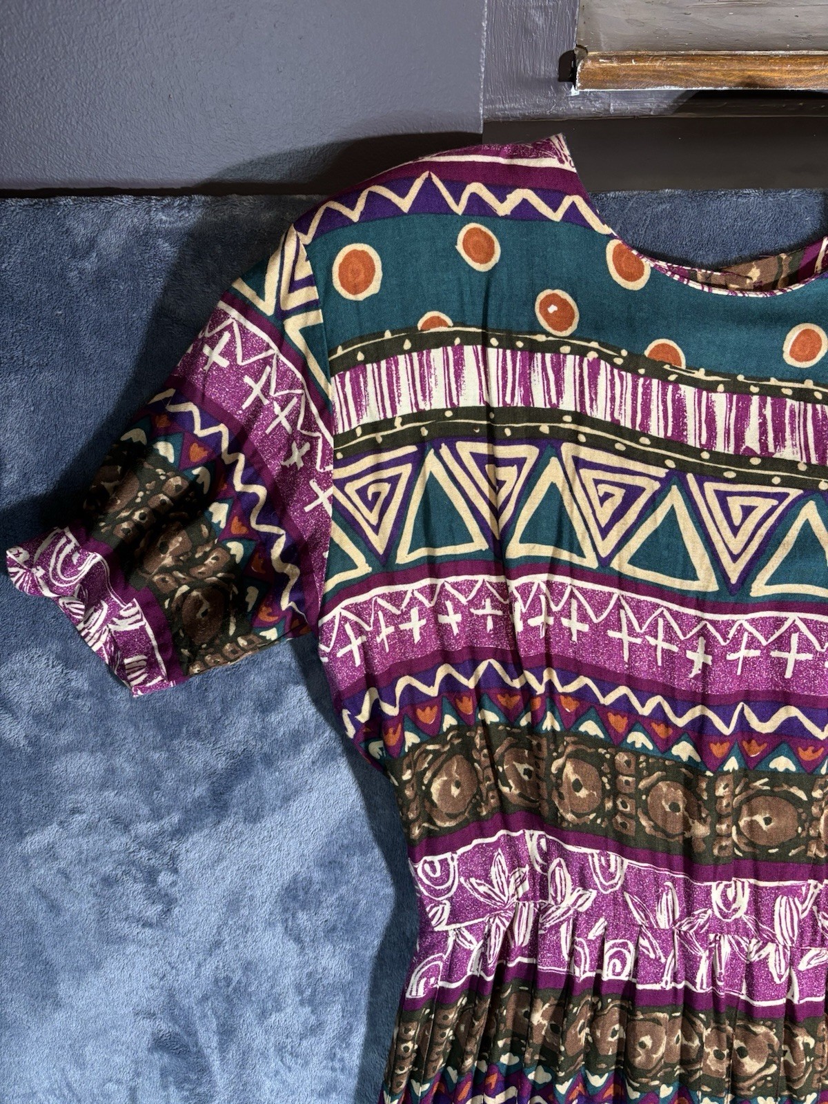 RabbitRabbit Geometric Multicolor Pink Rayon 90s Vintage Dress with Belt Size 12