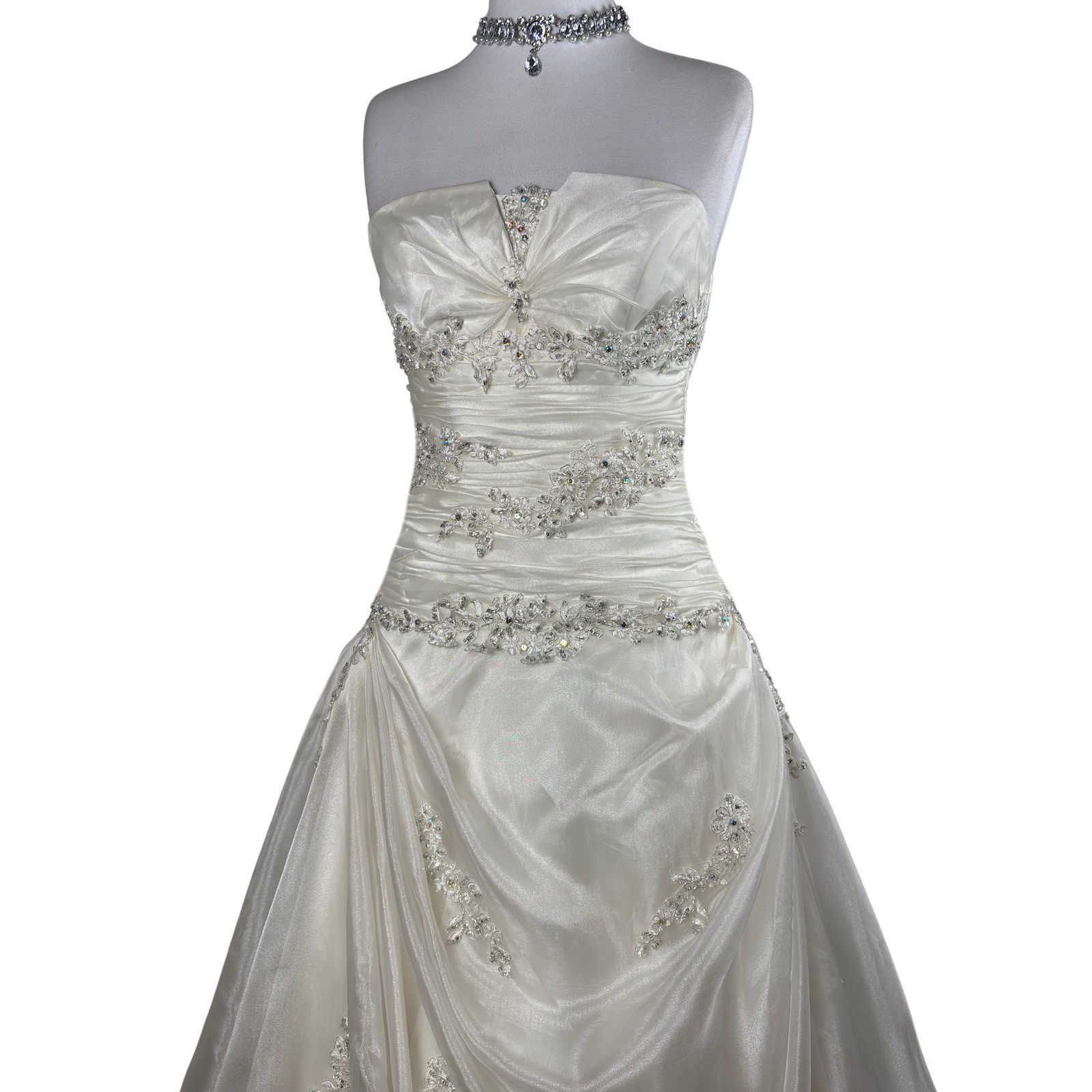 Vintage Ivory Ball Gown Wedding Dress Fairytale Bride Dress