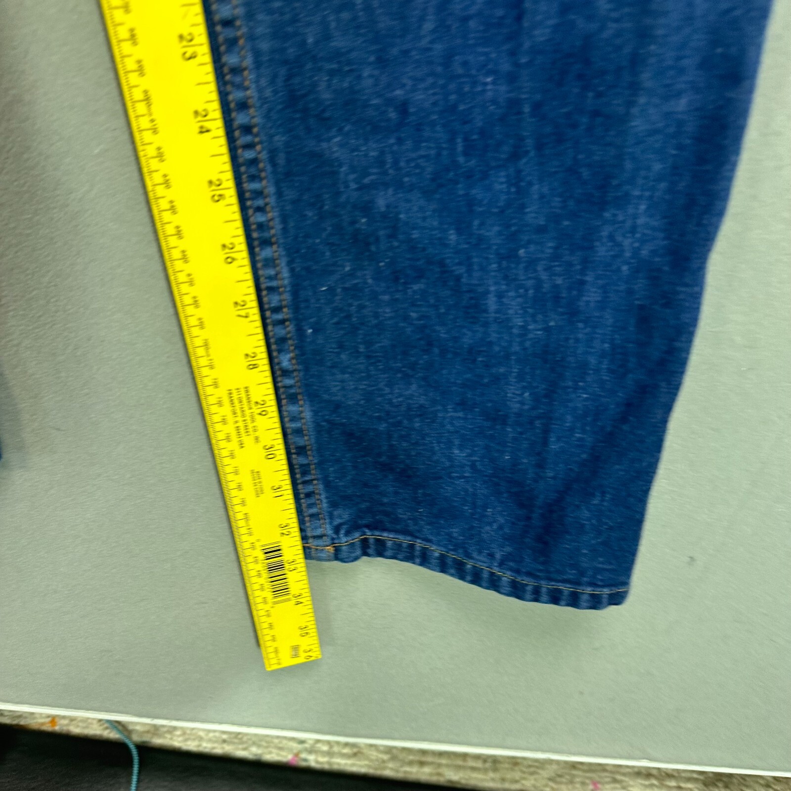 Vintage 70s Jeans Denim Womens 24″ Waist High Rise Straight Embroidered Pockets