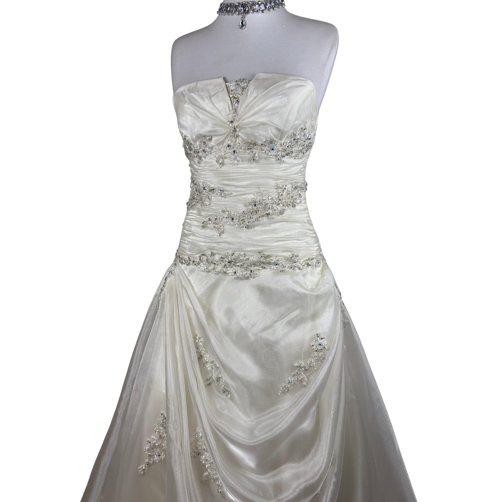 Vintage Ivory Ball Gown Wedding Dress Fairytale Bride Dress
