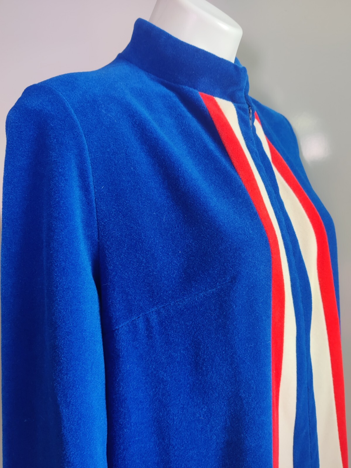 Vintage 70’s Blue Red & White Striped JC Penney Lounge wear Zip Up Robe Size 14