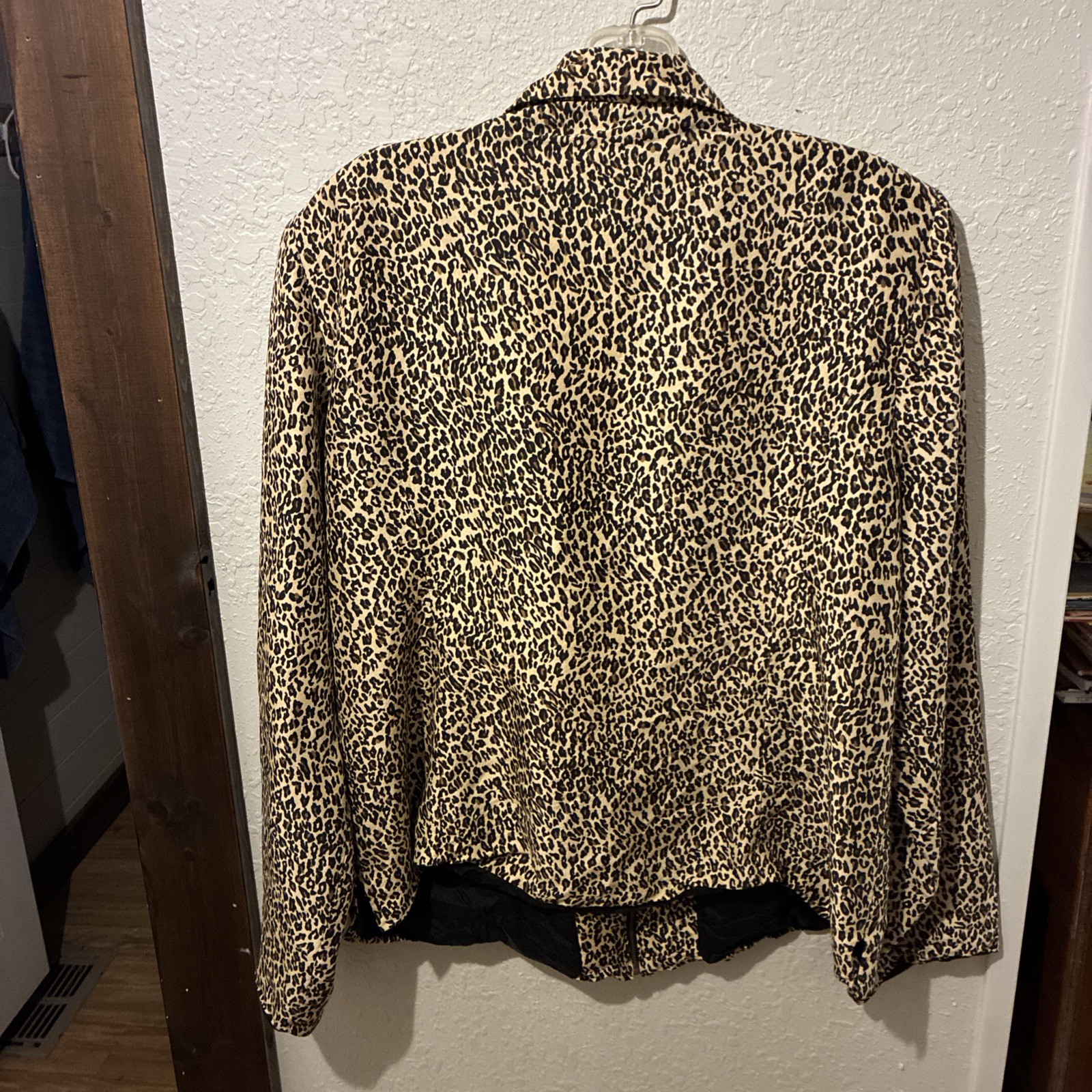 Silkland Zippered Gold Black Animal Print Lined Jacket 100% Pure Silk Size 16
