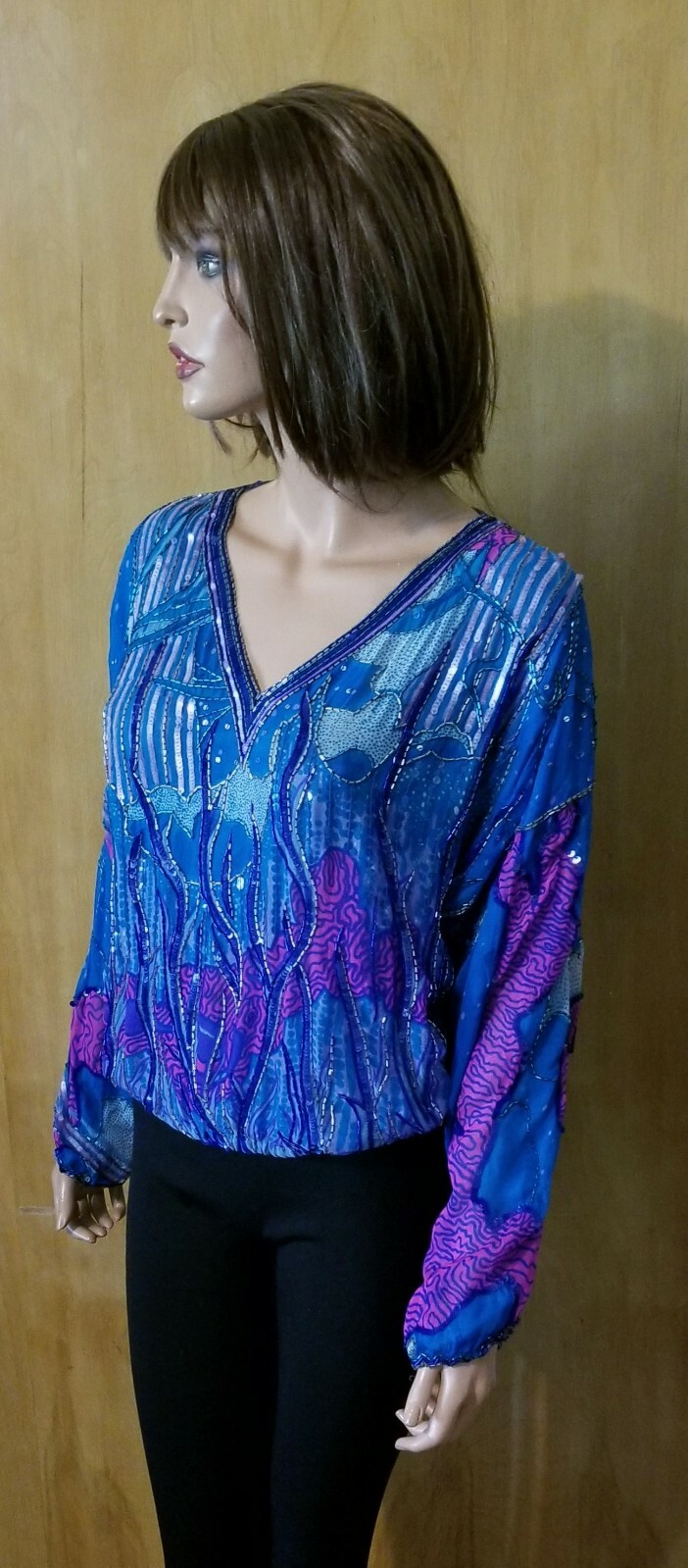 VTG. WOMEN’S JUDITH ANN CREATIONS SILK TOP W/BEADING & SEQUINS ~ SMALL