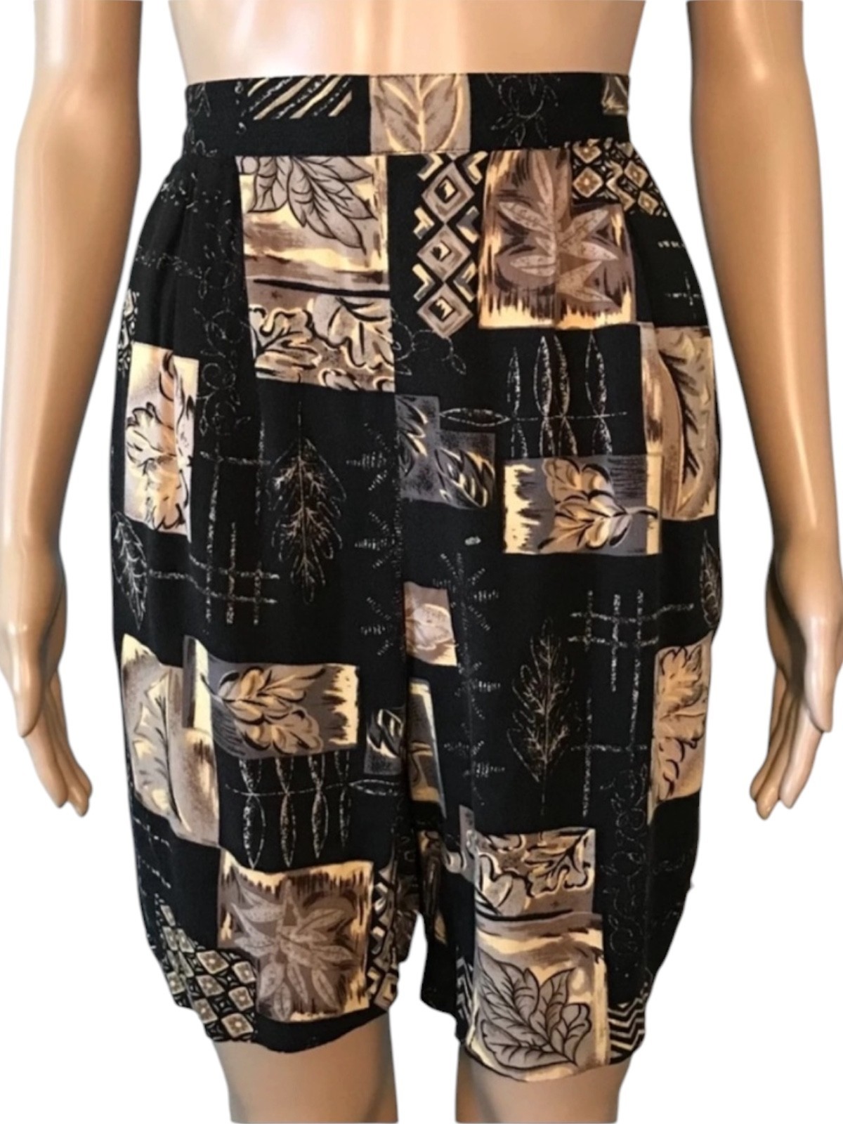 Vintage Bentley Bermuda Shorts Women’s Size M Floral High Rise Elastic Waist