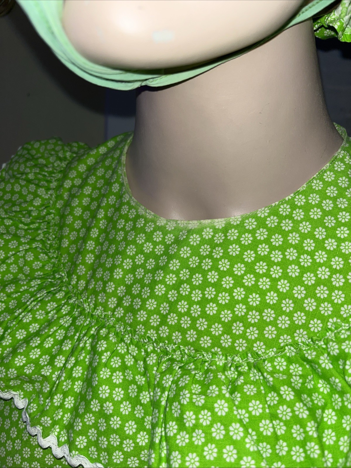 Vintage 70s Green Prarie Maxi Dress Calico Cotton Floral Cottagecore Bonnet L