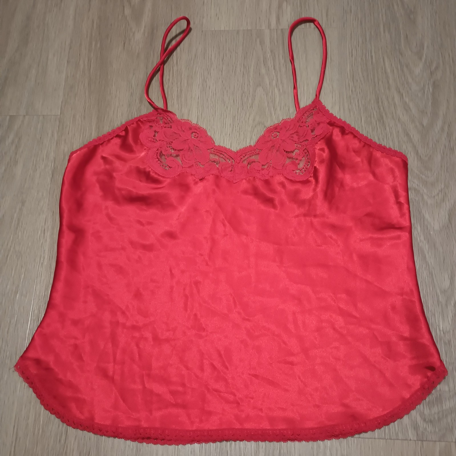 LINDSEY ROSCOE For FARR WEST Bias Cut Red Lace Cami Top Slip M satiny
