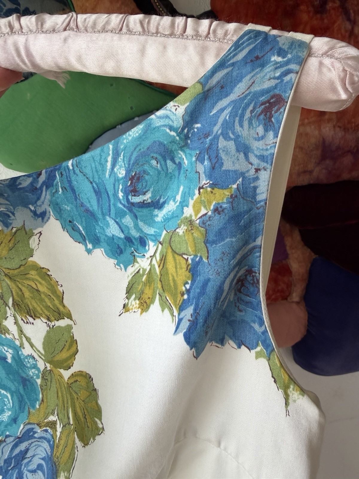 Vintage 1950s BORDER PRINT SUNDRESS Dress Cotton Blue ROSES Bows Metal Zipper XS