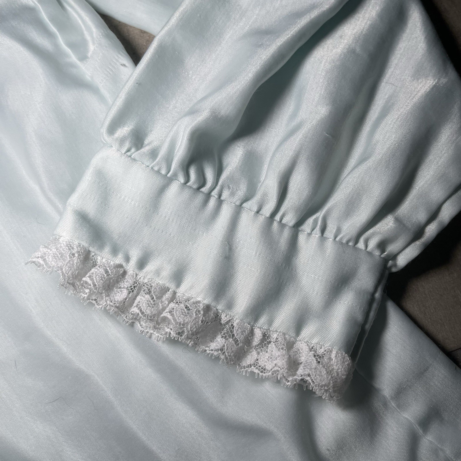 Vintage Barbizon Light Blue Lace Sleep Shirt Button Front Small Nylon Blend