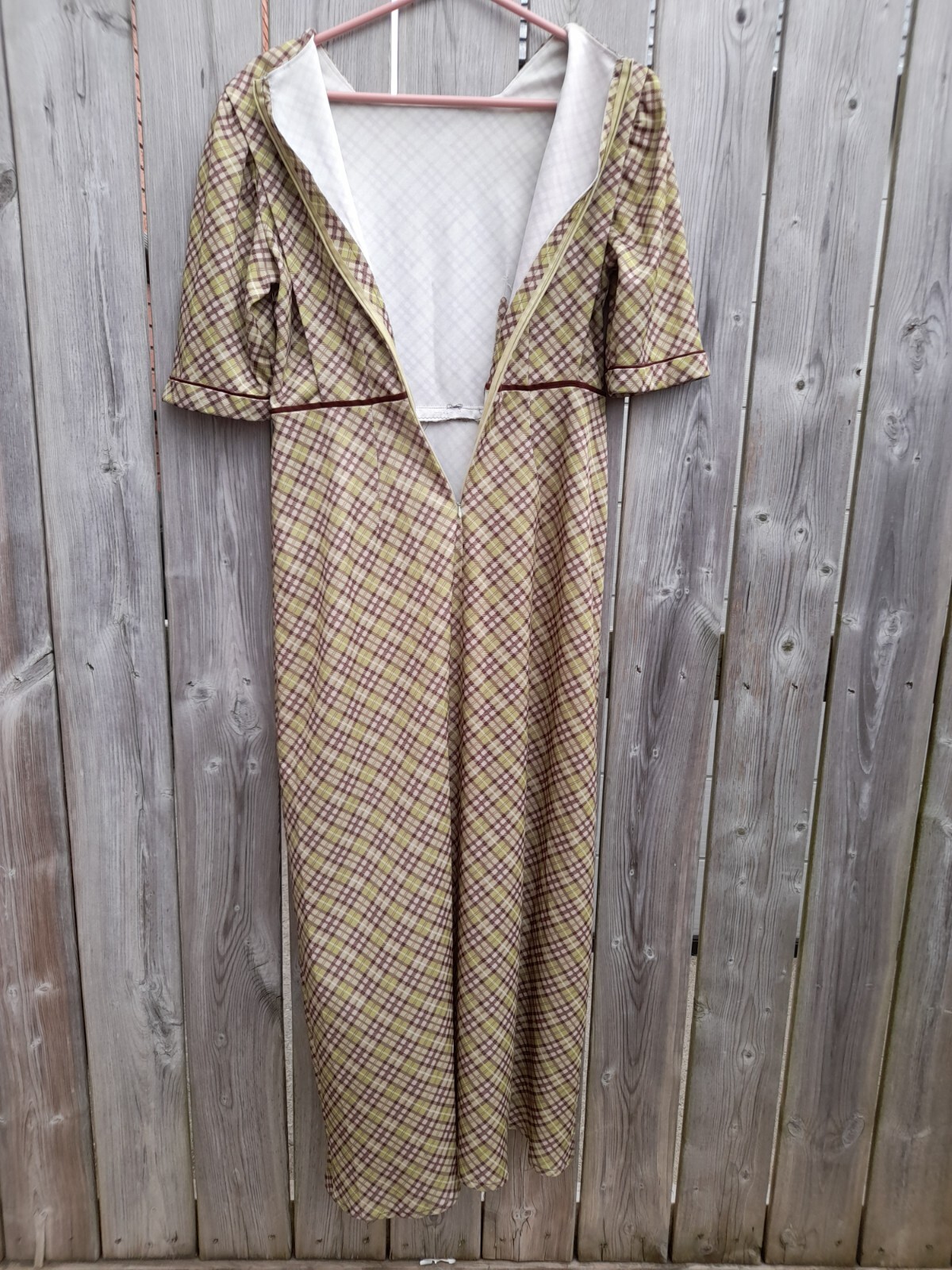 Amish Mennonite Cape Dress 36″ Bust 29.5″ Waist Retro 90s Green Brown Plaid