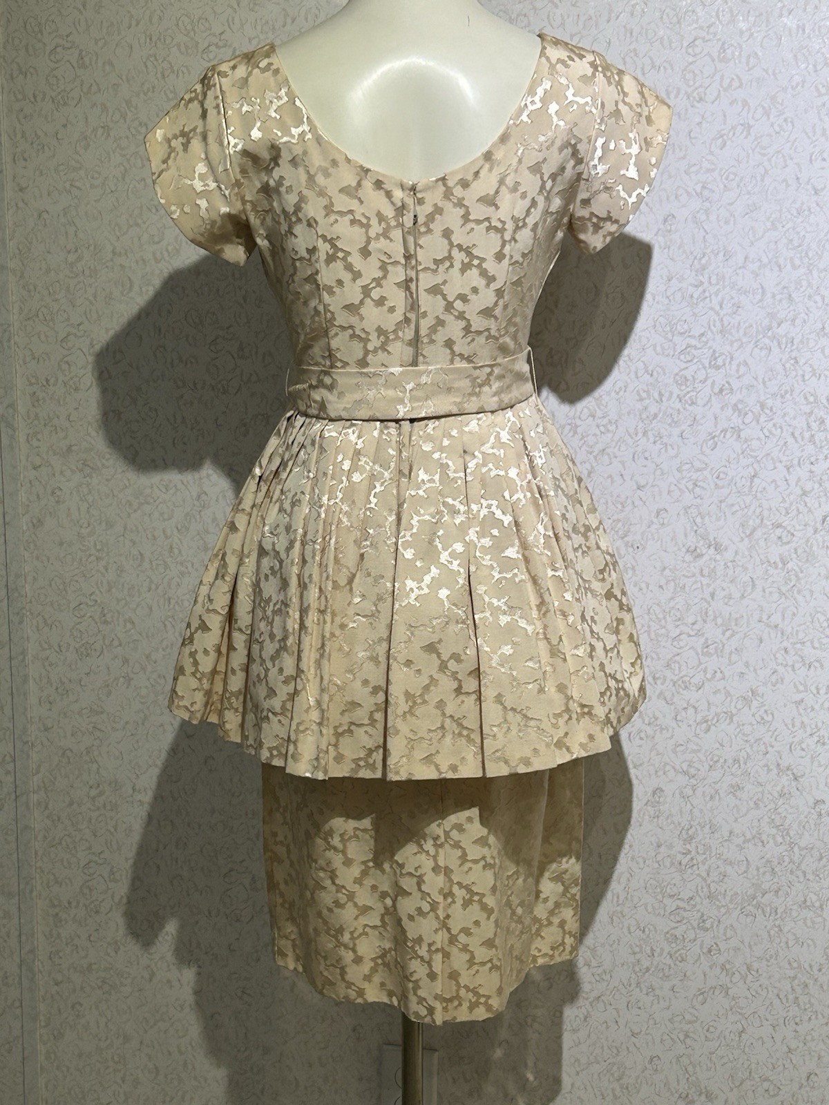 Vintage Brocade 1960’s Beige Blush Peplum On Pencil Dress Party Dress