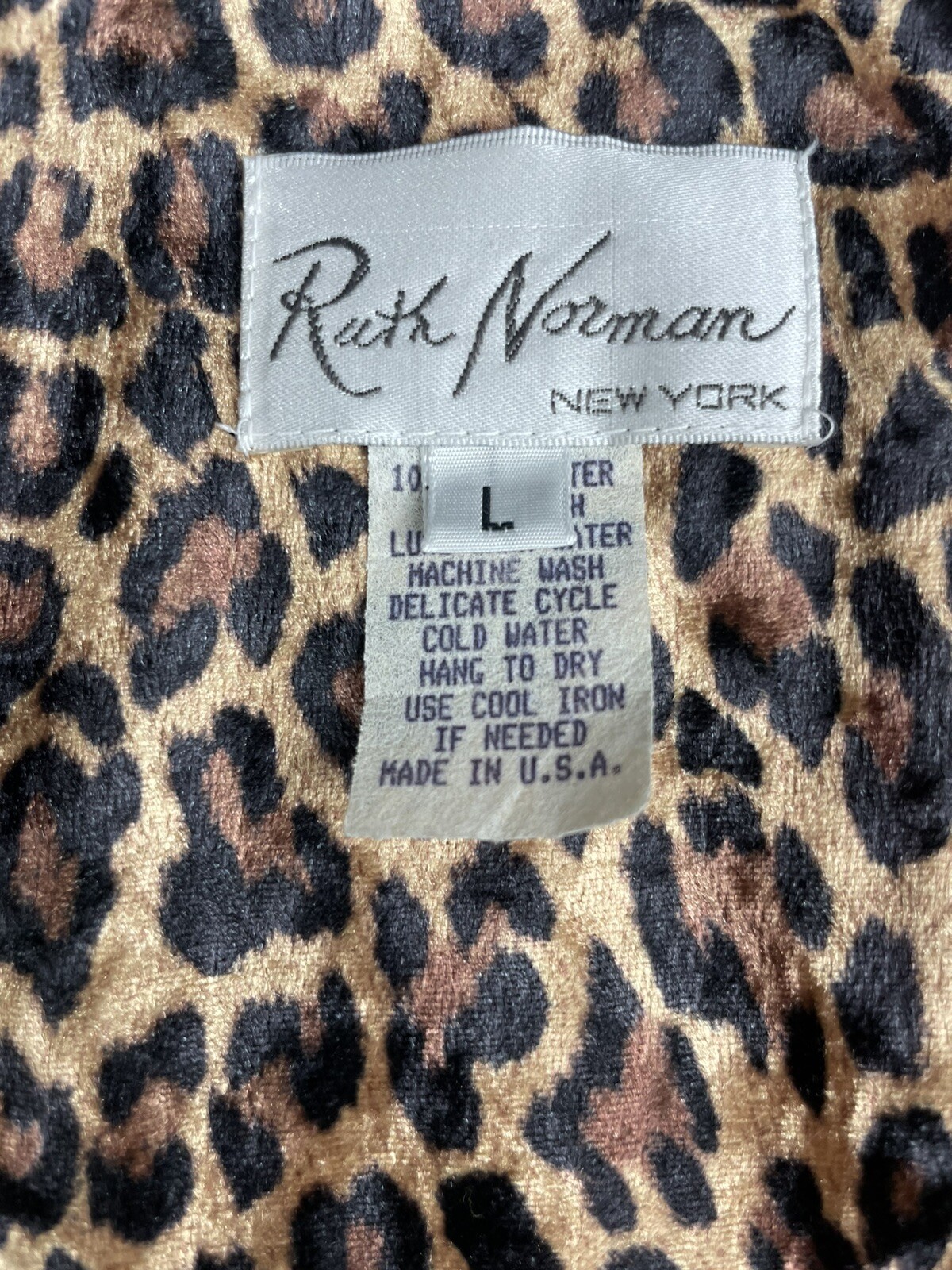 Ruth Norman New York House dress Robe Large Caftan Leopard Print Zipper Tassel