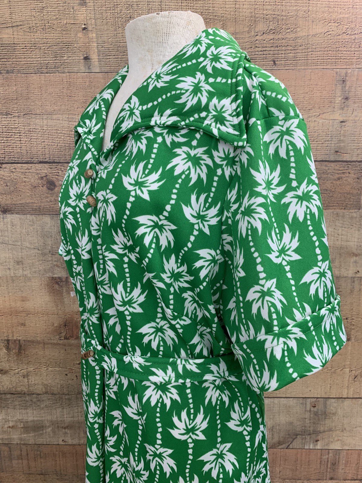 Vintage 1960s 1970s Green Polyester Palm Tree Belted Dress 50” Bust /50” Waist