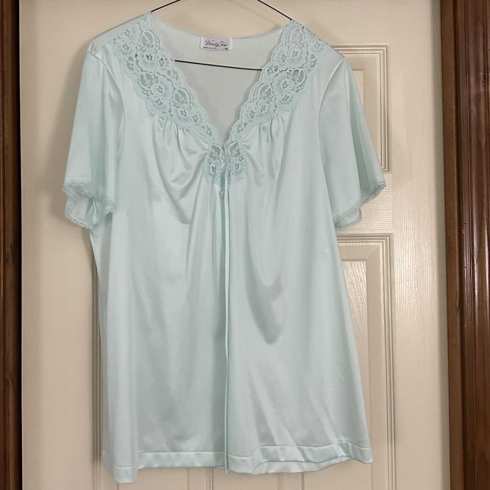 Vintage Vanity Fair Pale Aqua Med Embroidered Floral Lace V-Neck Bed Jacket