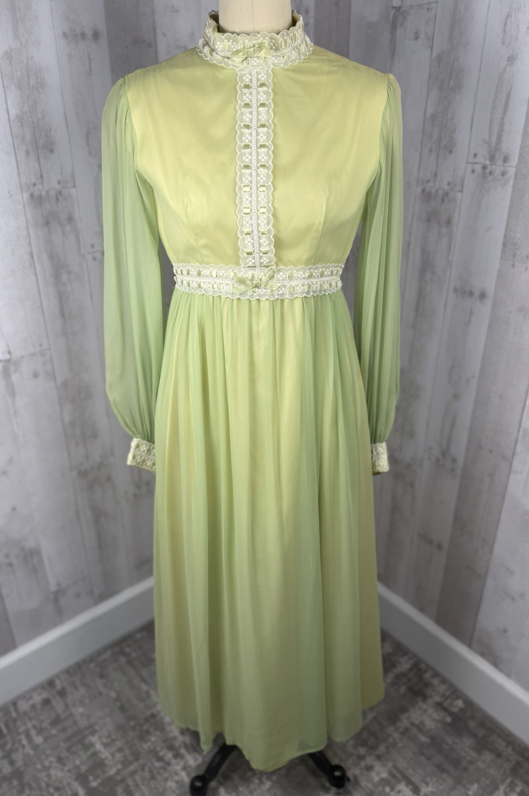Vintage 70s Lorrie Deb Silk Chiffon Overlay Gown ~ Green Wedding Prom Maxi S/2