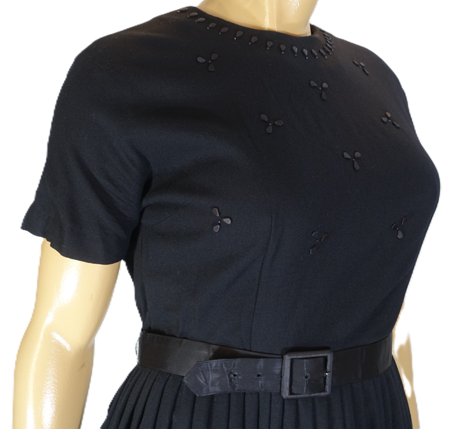VTG JR. PLENTY SHOP LANE BYRANT 1950’S BLACK SHT SLV BEADED TOP BELTED TEA DRESS