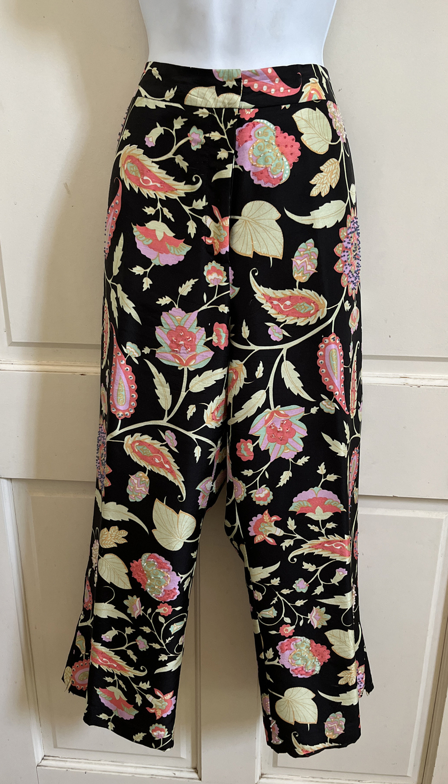 ICE Brand VINTAGE! Black/Pink/Green Floral Beaded 100% Silk Tapered Leg Pants 10