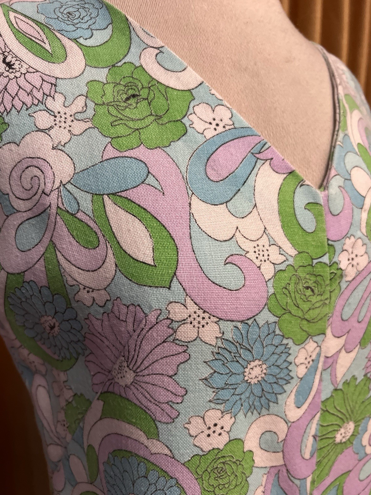 Vintage 1960s/70s Pastel Floral Linen Blend Jumpsuit Size M