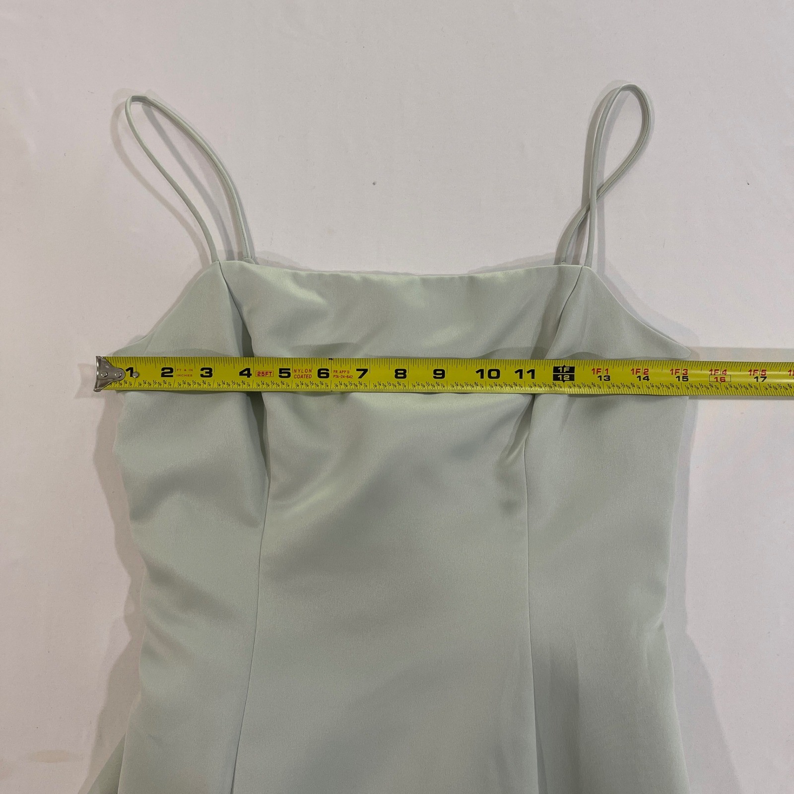 Niki Livas Vintage Sage Green Satin Formal Gown Dress Women 4 Coquette