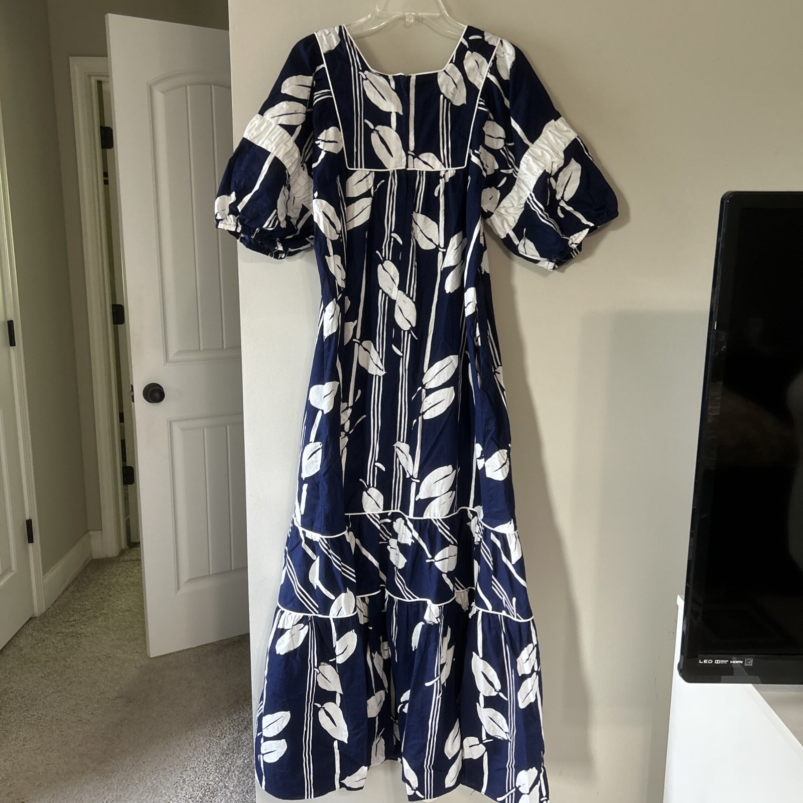 Vintage Lola Hawaii Tierd Maxi Dress With Balllon Sleeves Sz 16 Tall ,Pockets