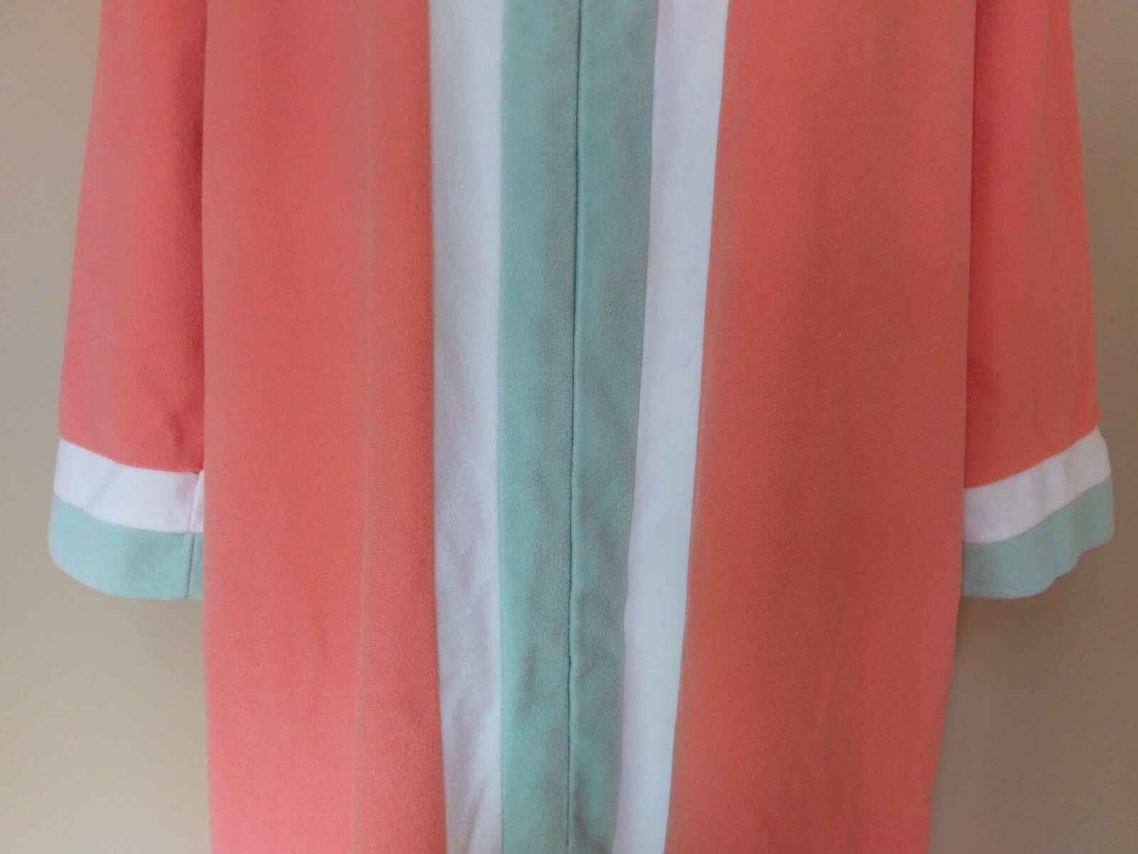 Vintage Vanity Fair Velour Robe 16 Zip Front Salmon Orange Coral Pink Mint Green