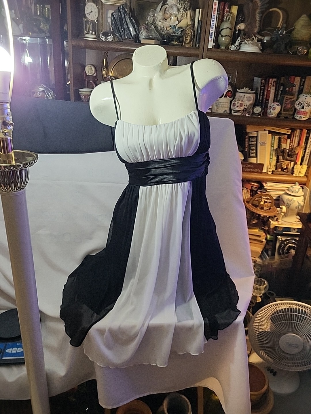 Cocktail Dress City Triangles Med.size Blk/WHT Nylon Satin Waist Tie Vtg