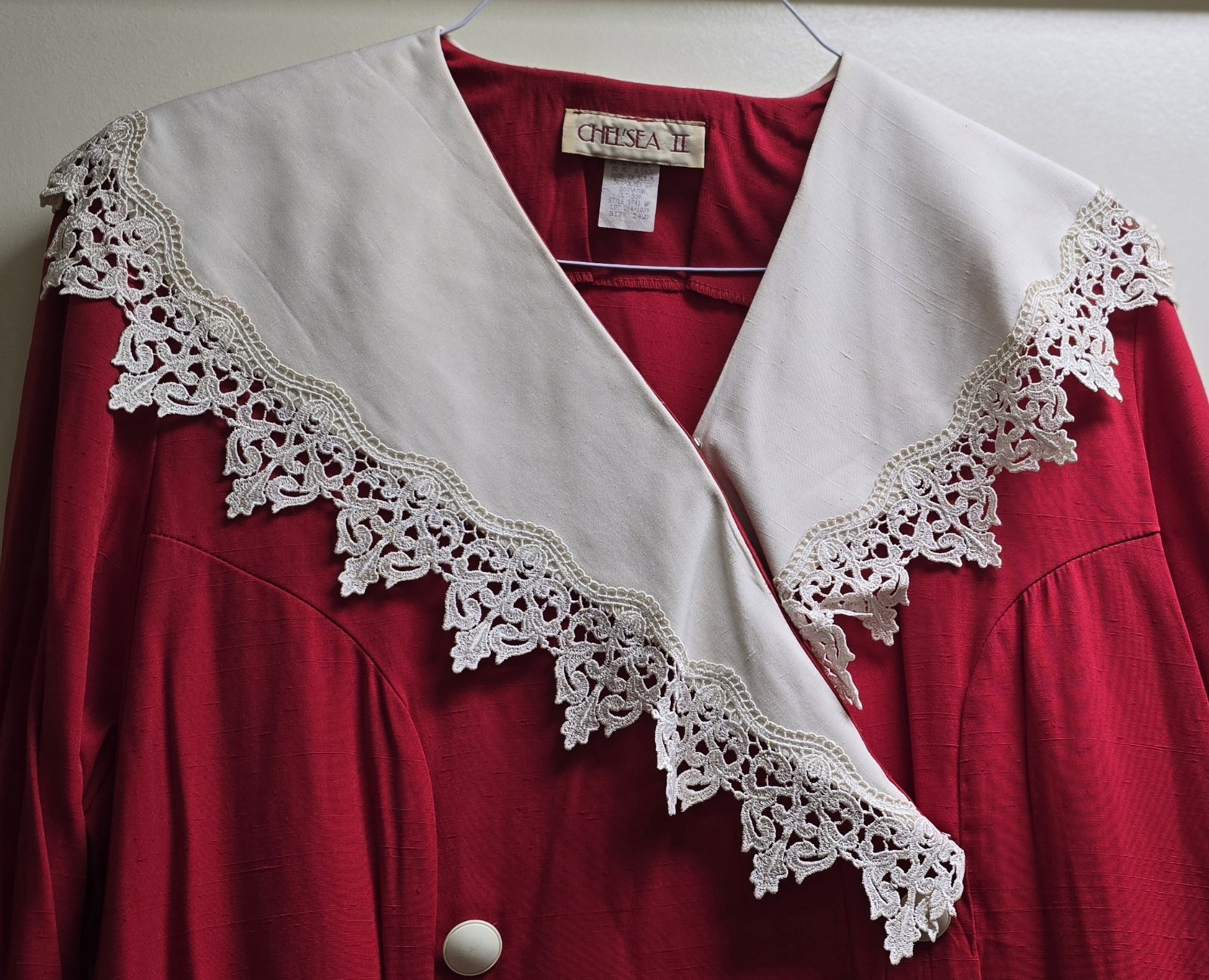 Vintage CHEL’SEA II Red Dress White Collar Woman 24P Made In USA