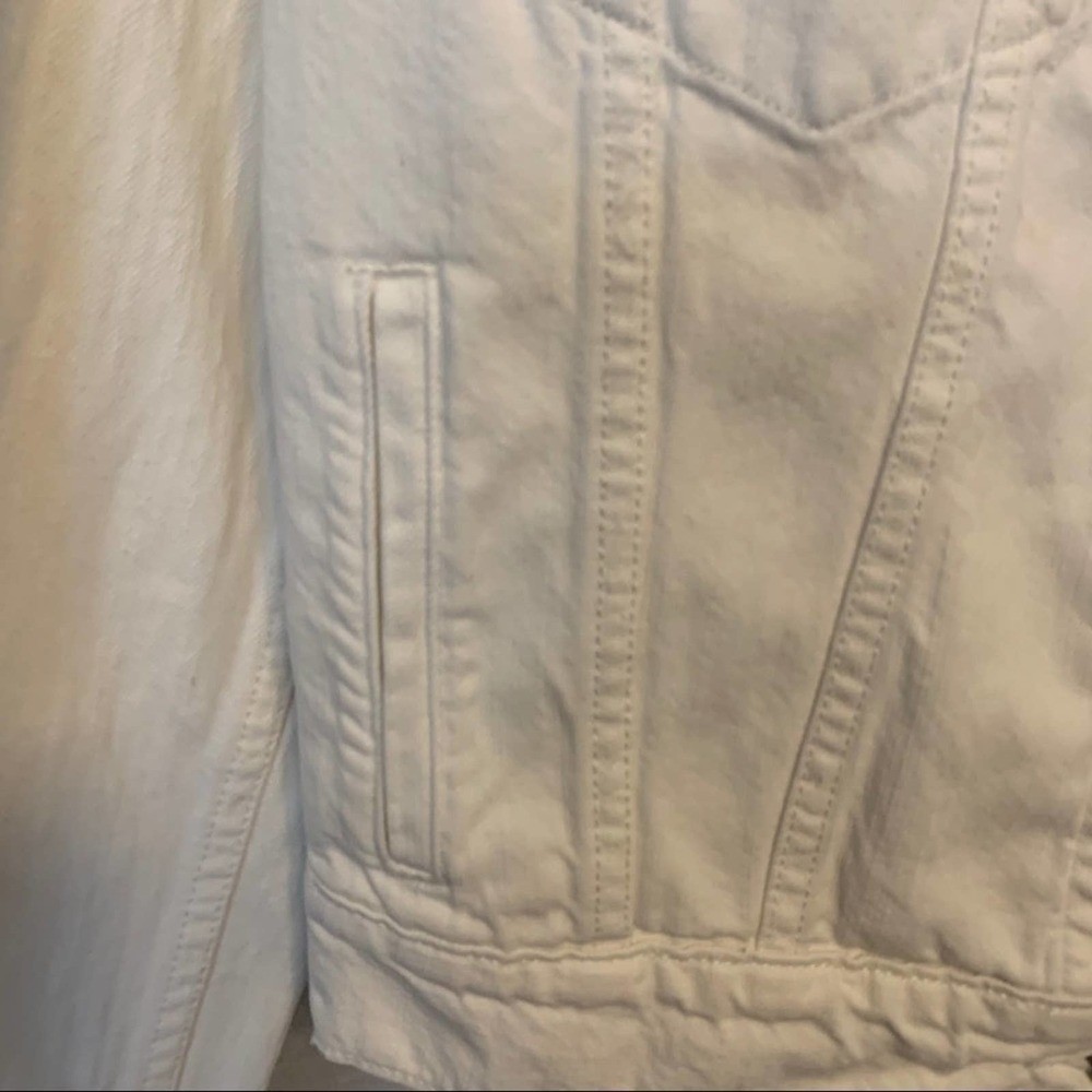Levis Vintage Denim Trucker Jacket Womens Medium White Classic Button Front Coat
