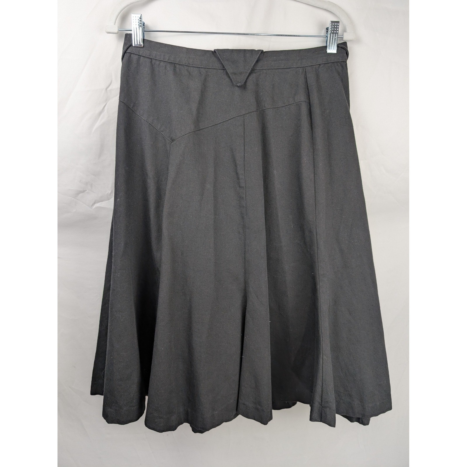 Circle T Marilyn Lenox Knee Length A Line Skirt Size M Black Boho Festival Flowy