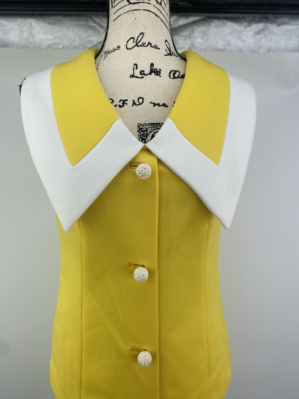 Vintage 60’s Nardis Of Dallas Yellow 2 Piece Skirt And Top Set Size Extra Small