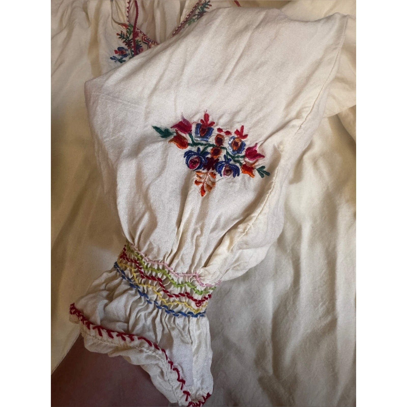 70s Vintage Indian Embroidered Peasant Blouse Sz M