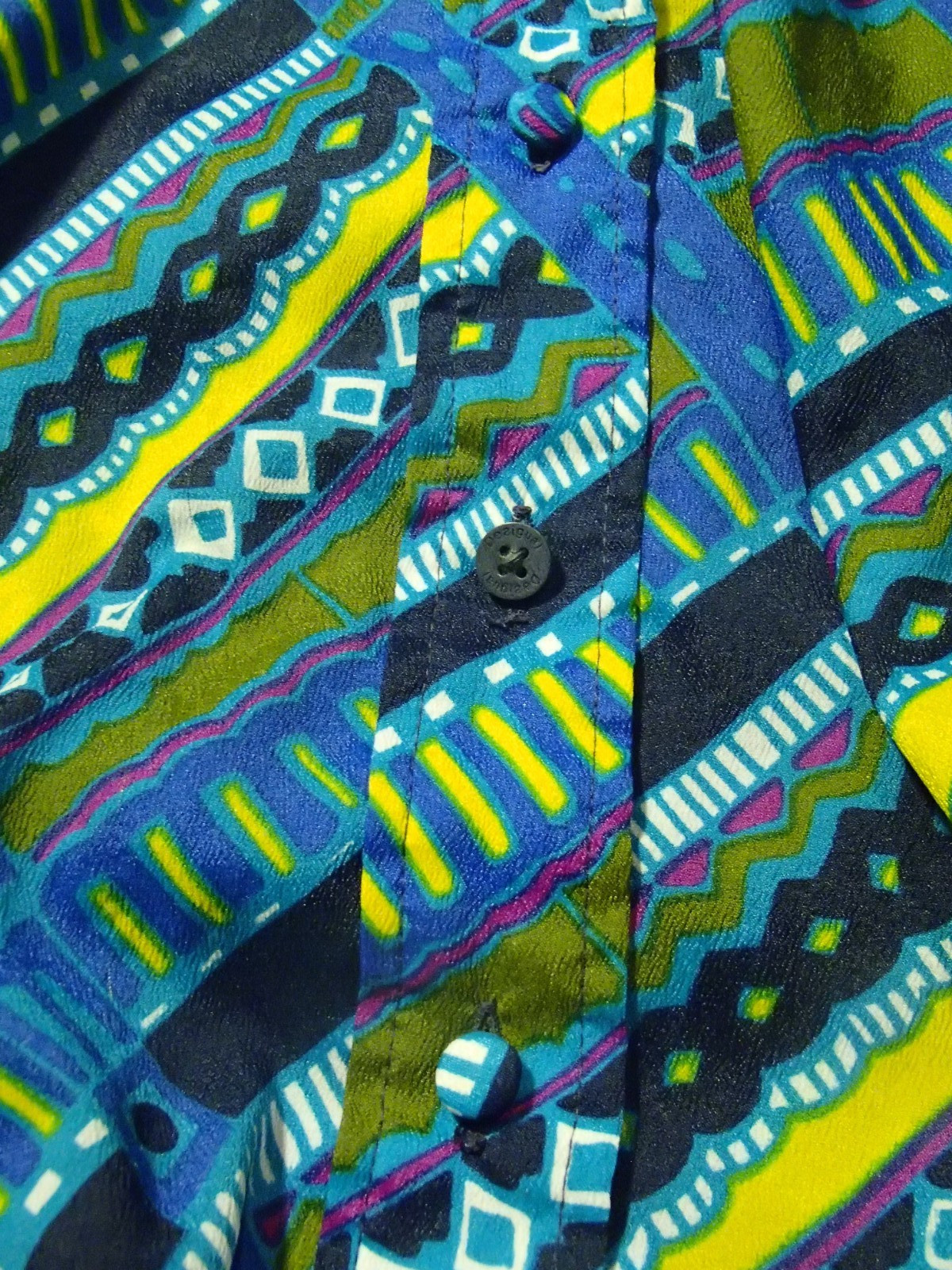 vtg 60s PSYCHEDELIC PRINT dress dagger collar crepe fabric covered buttons Large
