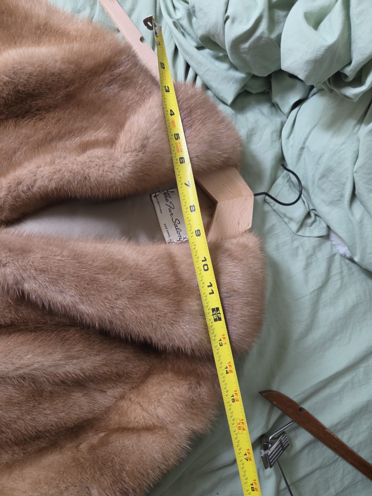 Vintage 70s The Fur Salon Women’s Tan Genuine Mink Fur Coat Mob Wife Old Money