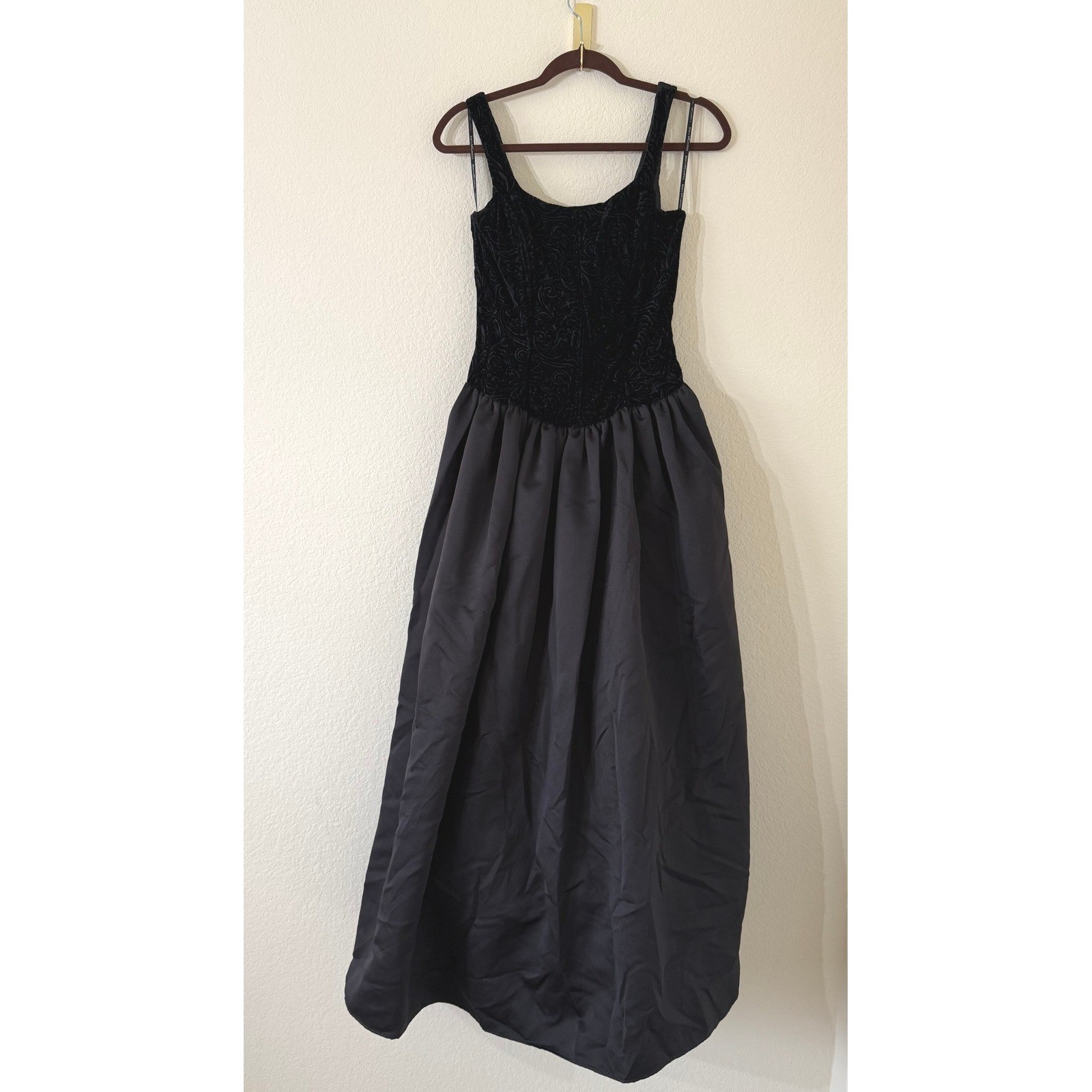 Scott McClintock Vintage Black Velvet Embossed Satin Ballgown Dress 6 Whimsigoth