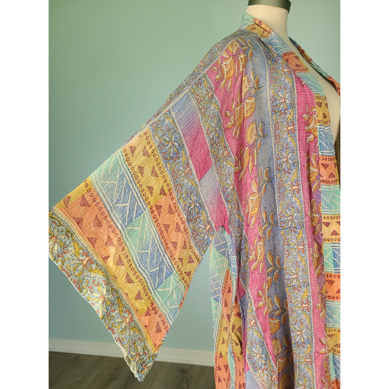 Kantha Bae Silk Robe Kimono Duster Artsy Boho Hippie Mom Patchwork Maximalist