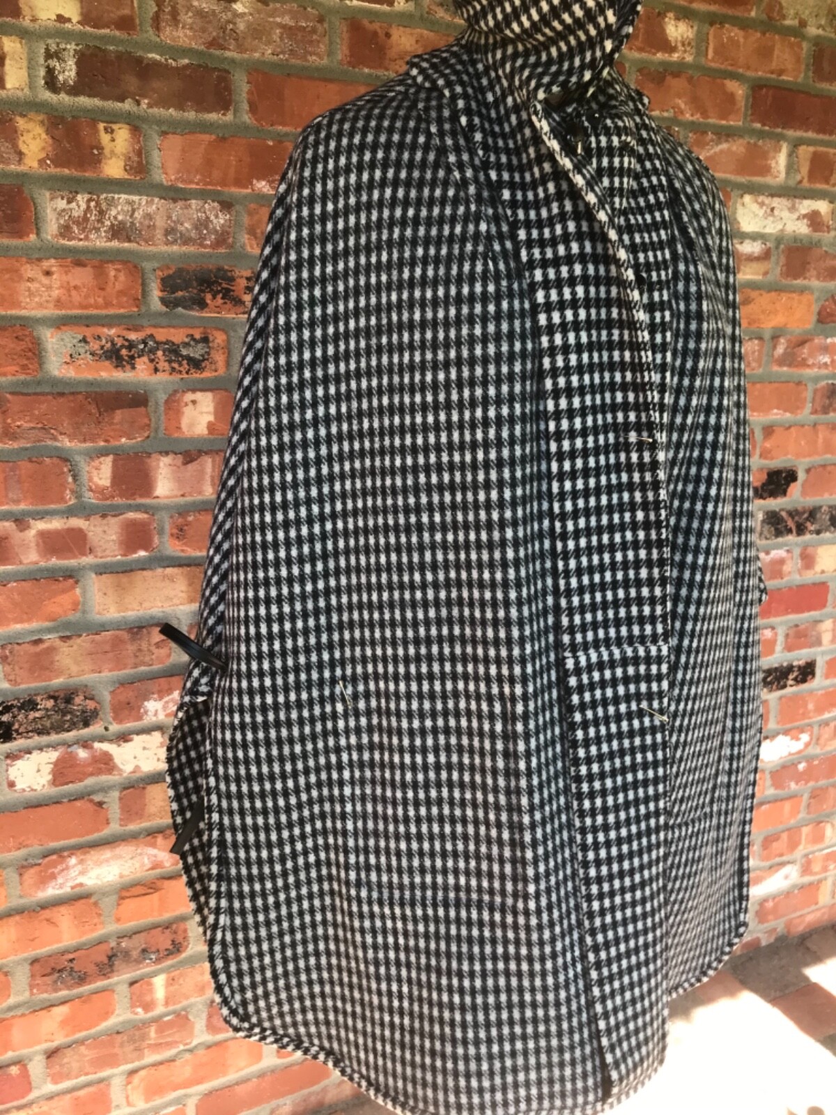 VTG Black & White Houndstooth Cape HANDMADE Lace Up Sides Large + EEUC!!!