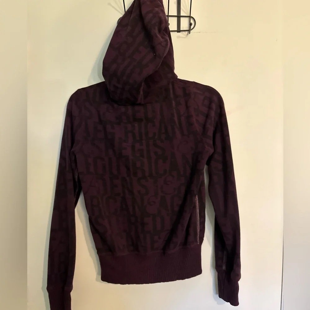 Vintage Y2K American Womens Eagle Plum Word Graphics Full Zip Hoodie Size XS