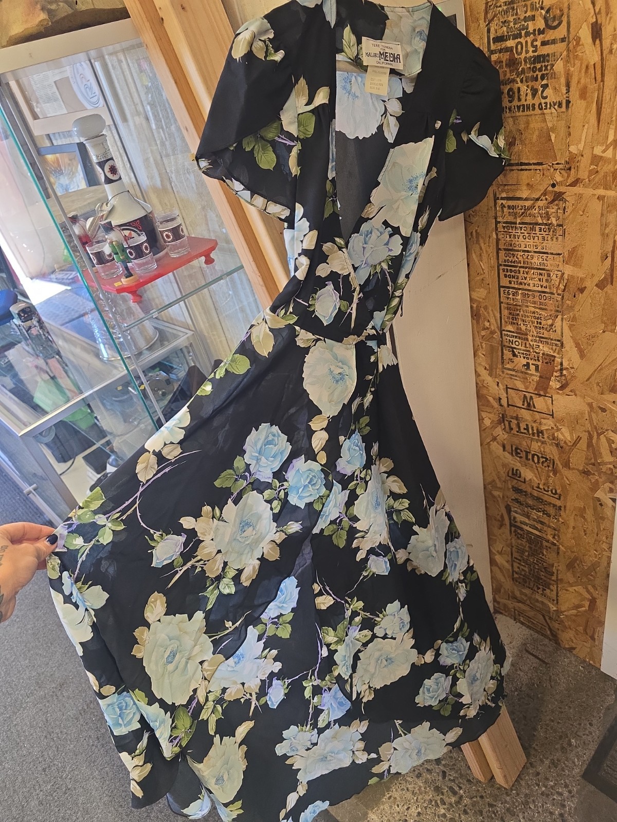 Vintage 70’s Malibu Media Floral Wrap Dress